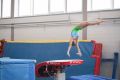 16 - Handstandüberschlag am Sprungtisch