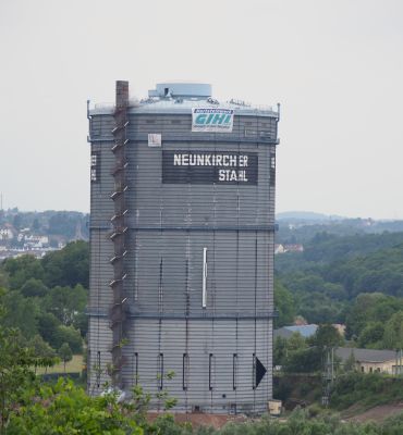 Un monument tombe : le gazomètre à Neunkirchen