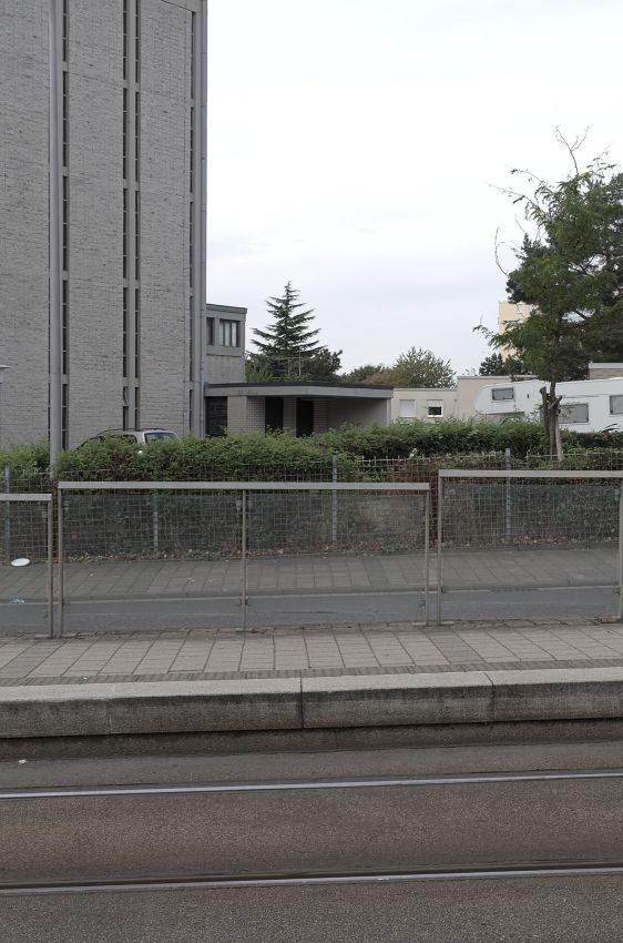35 Pariser Platz hin