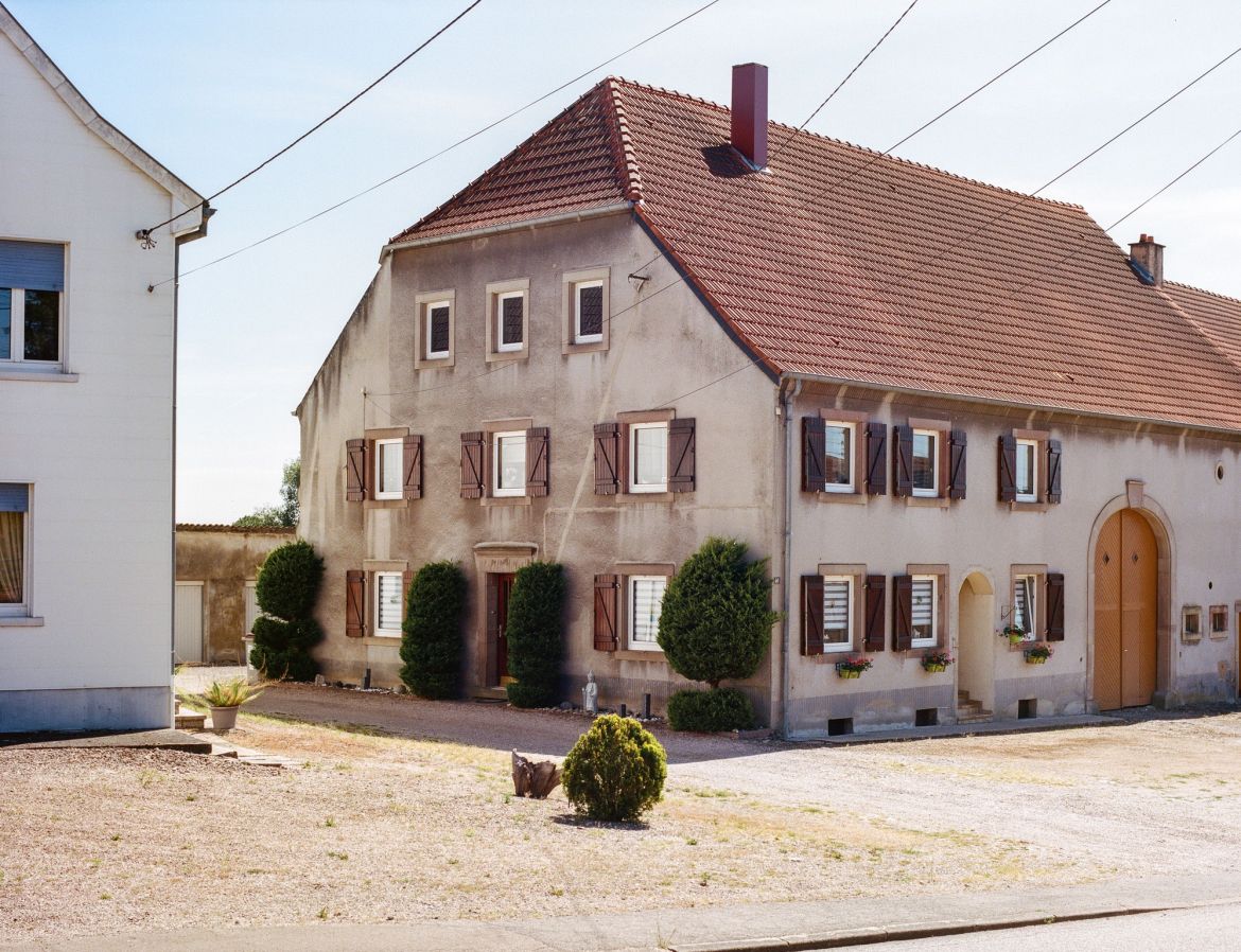08 HOME