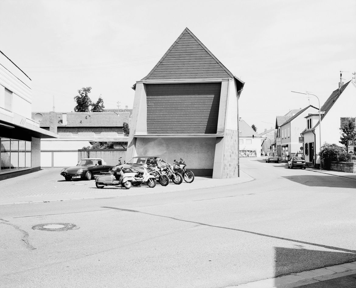 D44k