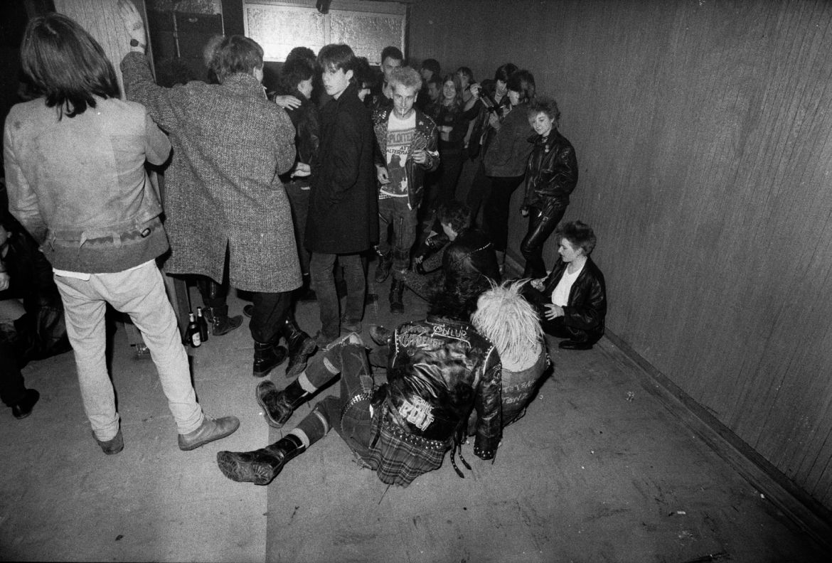 1983__HoT_Freitod3