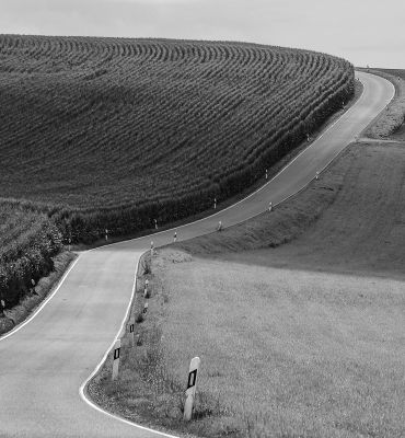 Relations avec les routes